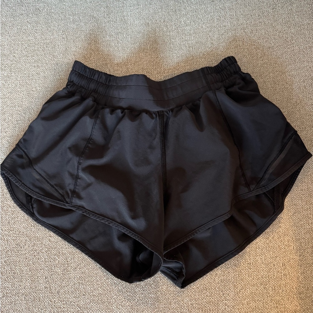 Lululemon Hotty Hot 2.5”